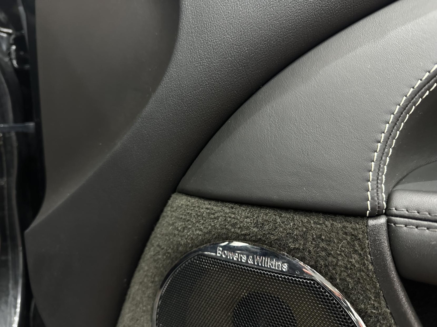 Used Jaguar XK 2012 for sale - 77837378: Photo 15