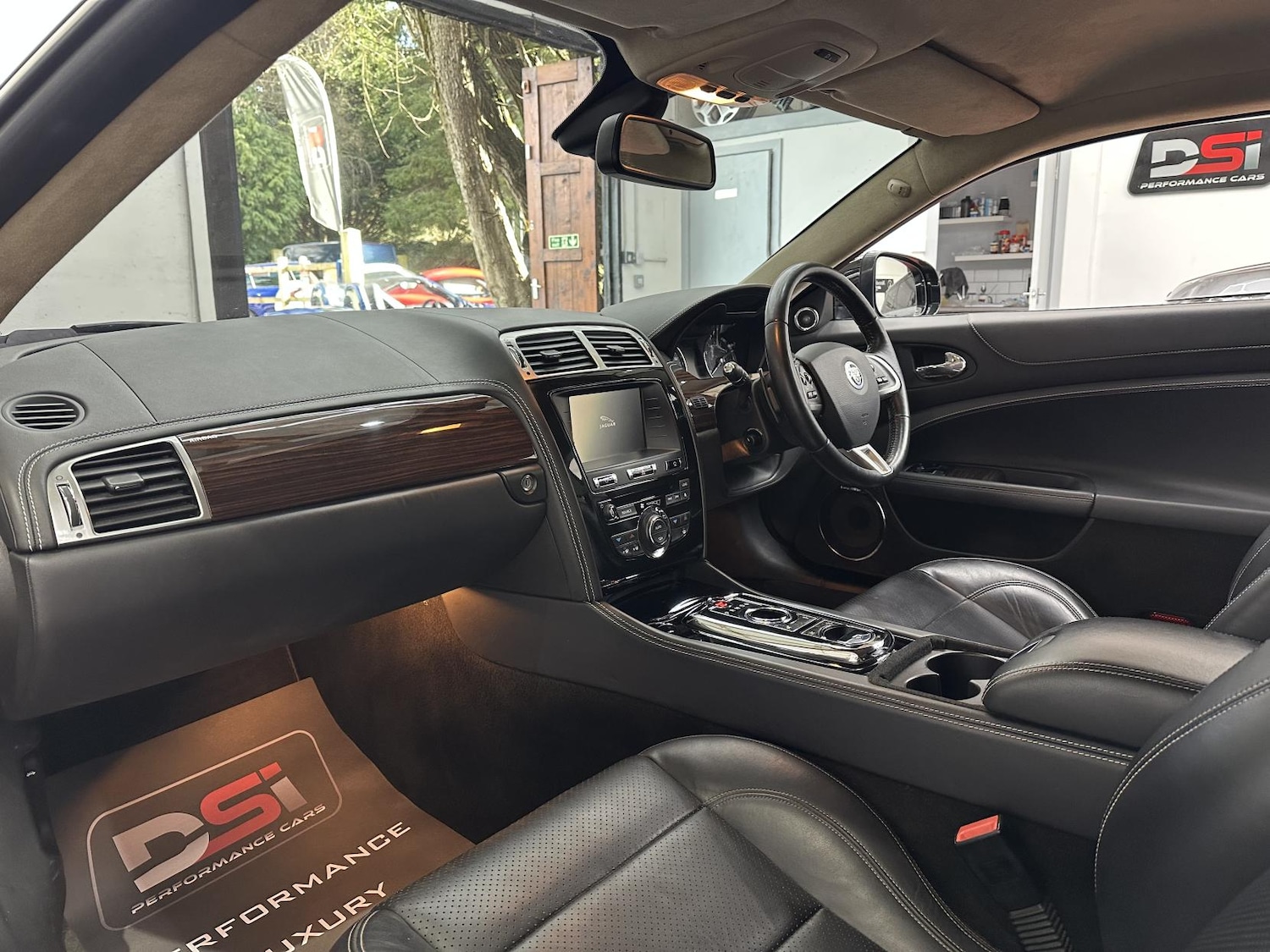 Used Jaguar XK 2012 for sale - 77837378: Photo 22