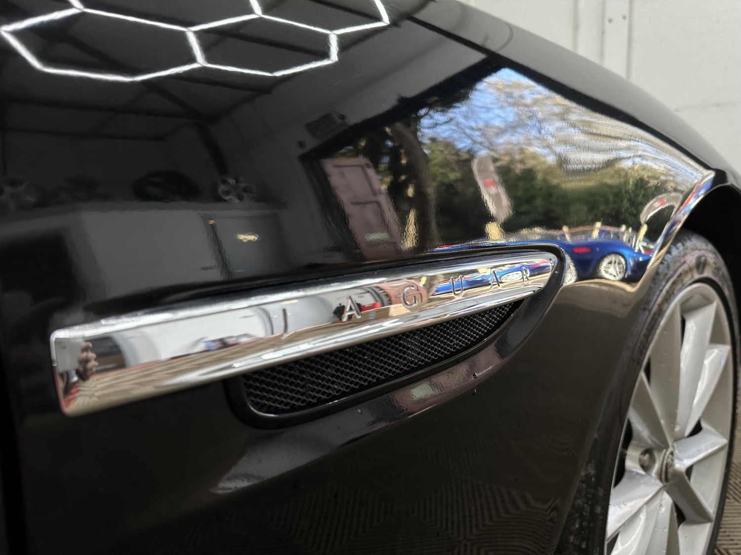 Used Jaguar XK 2012 for sale - 77837378: Photo 23