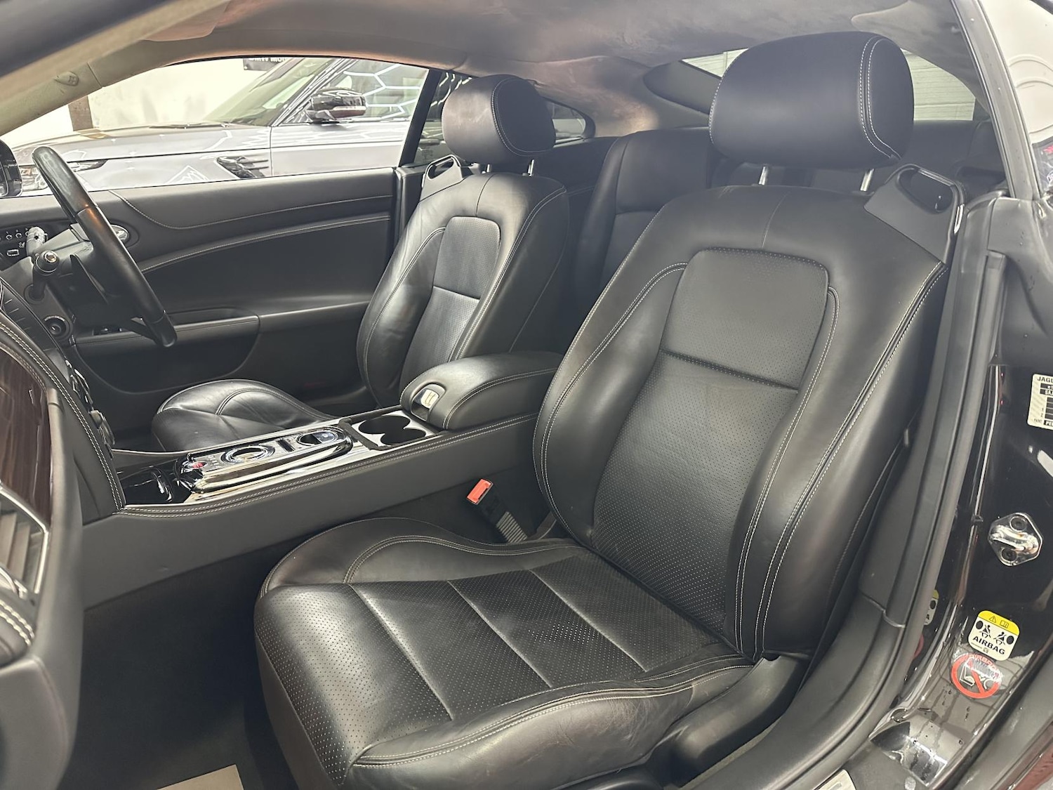 Used Jaguar XK 2012 for sale - 77837378: Photo 24