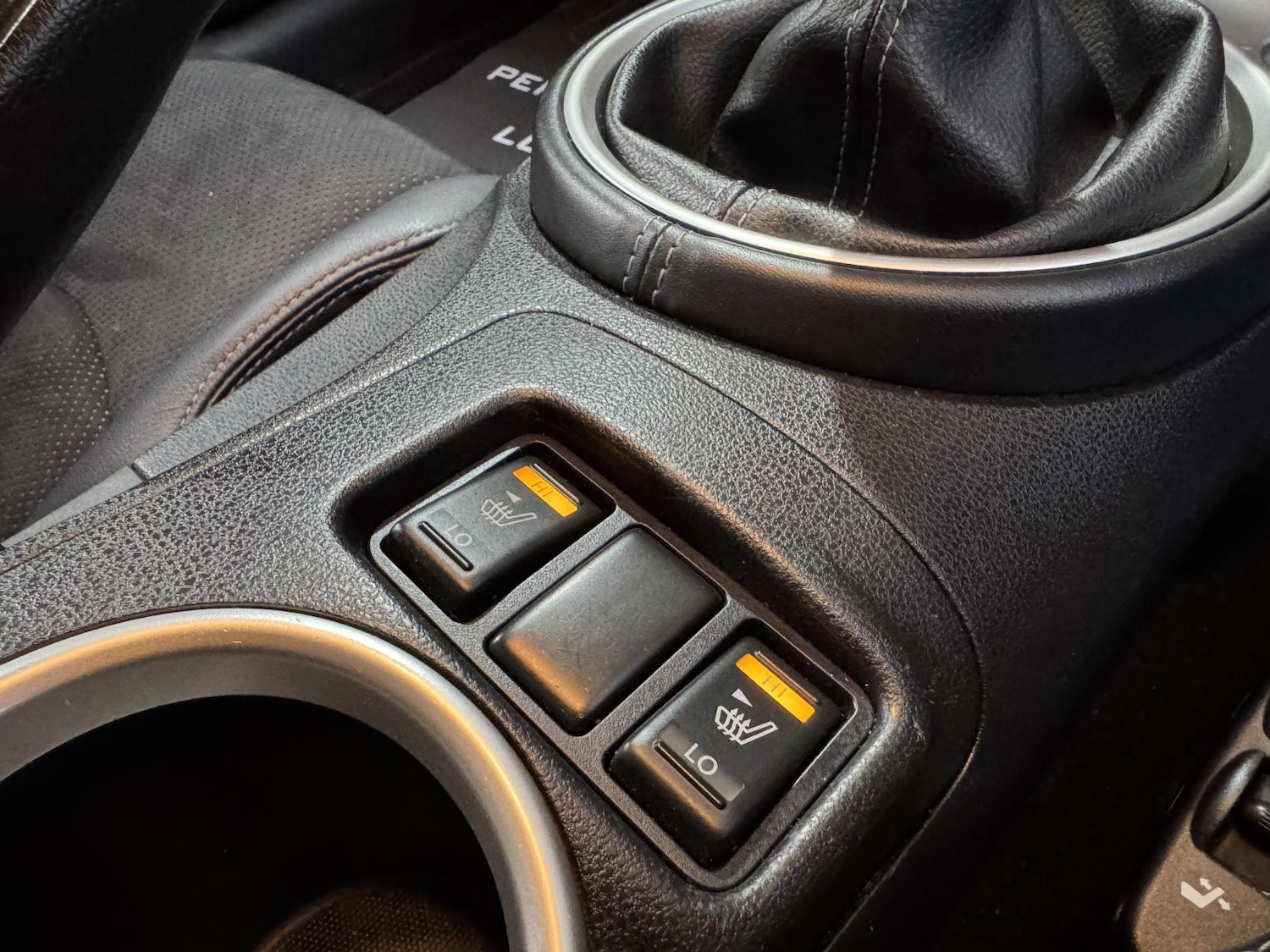 Used Nissan 370 Z 2011 for sale - 76480152: Photo 31