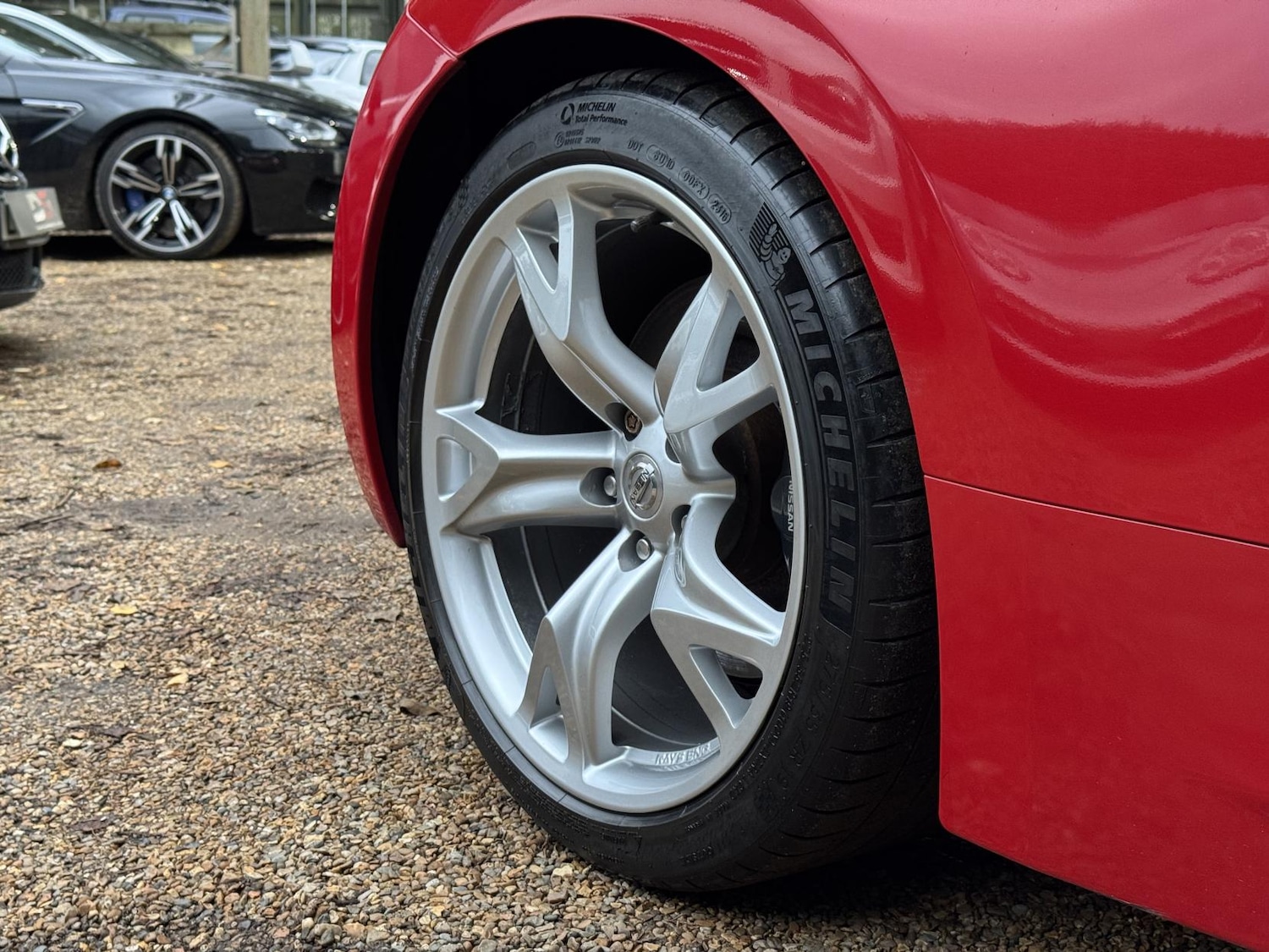 Used Nissan 370 Z 2011 for sale - 76480152: Photo 9