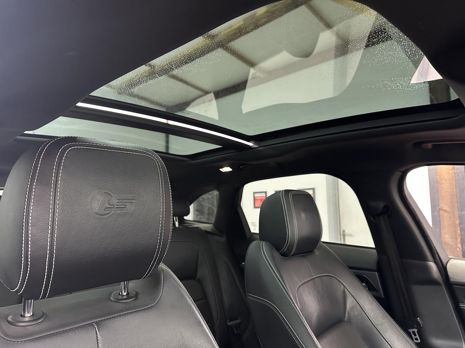 Used Jaguar F-Pace 2016 for sale - 77474789: Photo 24