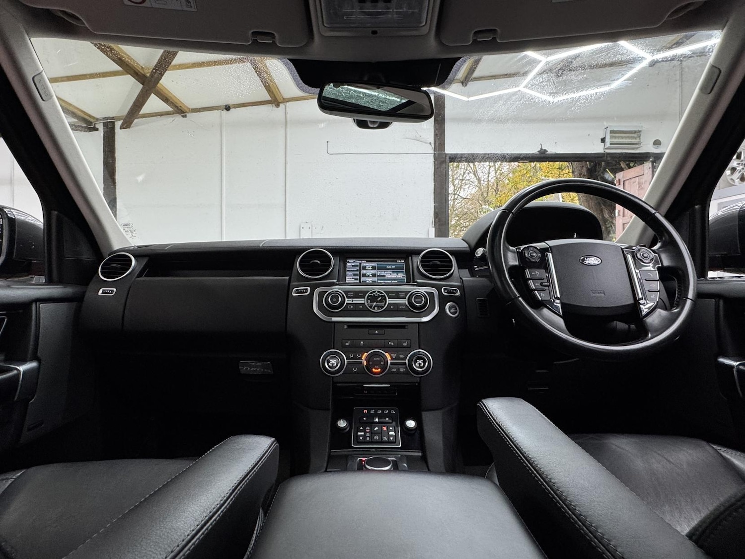 Used Land Rover Discovery 2015 for sale - 77026186: Photo 14