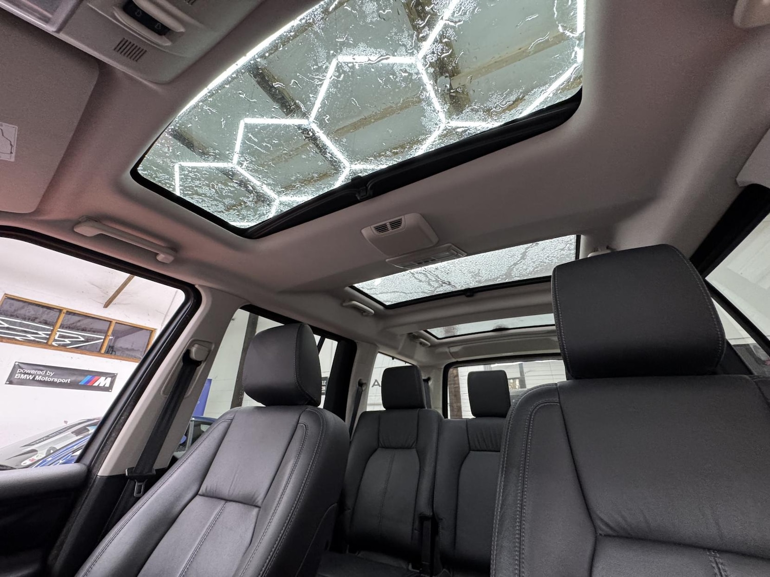 Used Land Rover Discovery 2015 for sale - 77026186: Photo 29