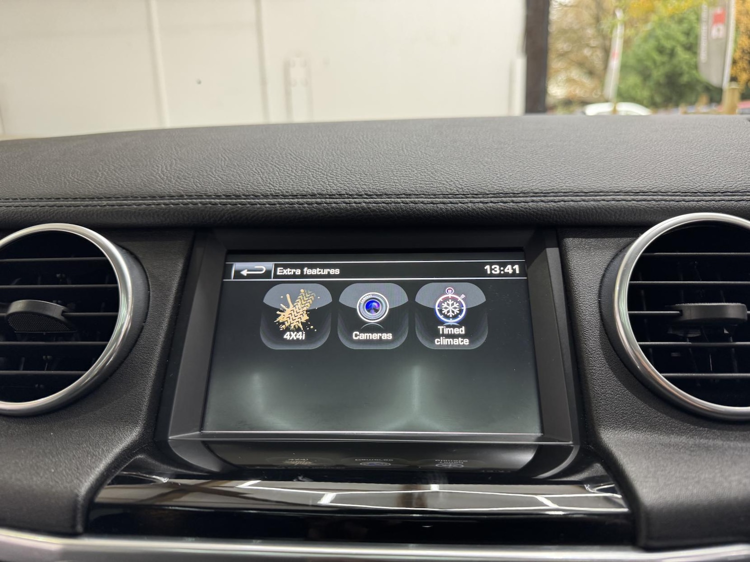 Used Land Rover Discovery 2015 for sale - 77026186: Photo 44