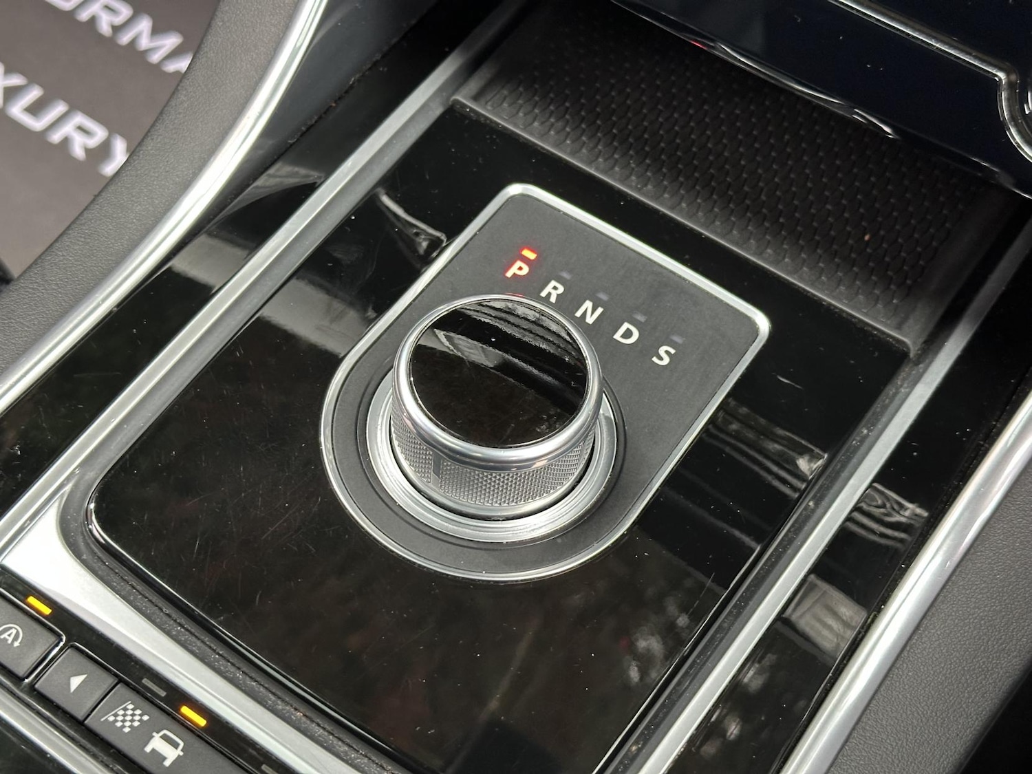 Used Jaguar XE 2015 for sale - 76722763: Photo 29