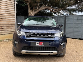 Used Land Rover Discovery Sport 2016 for sale - 75279928: Photo