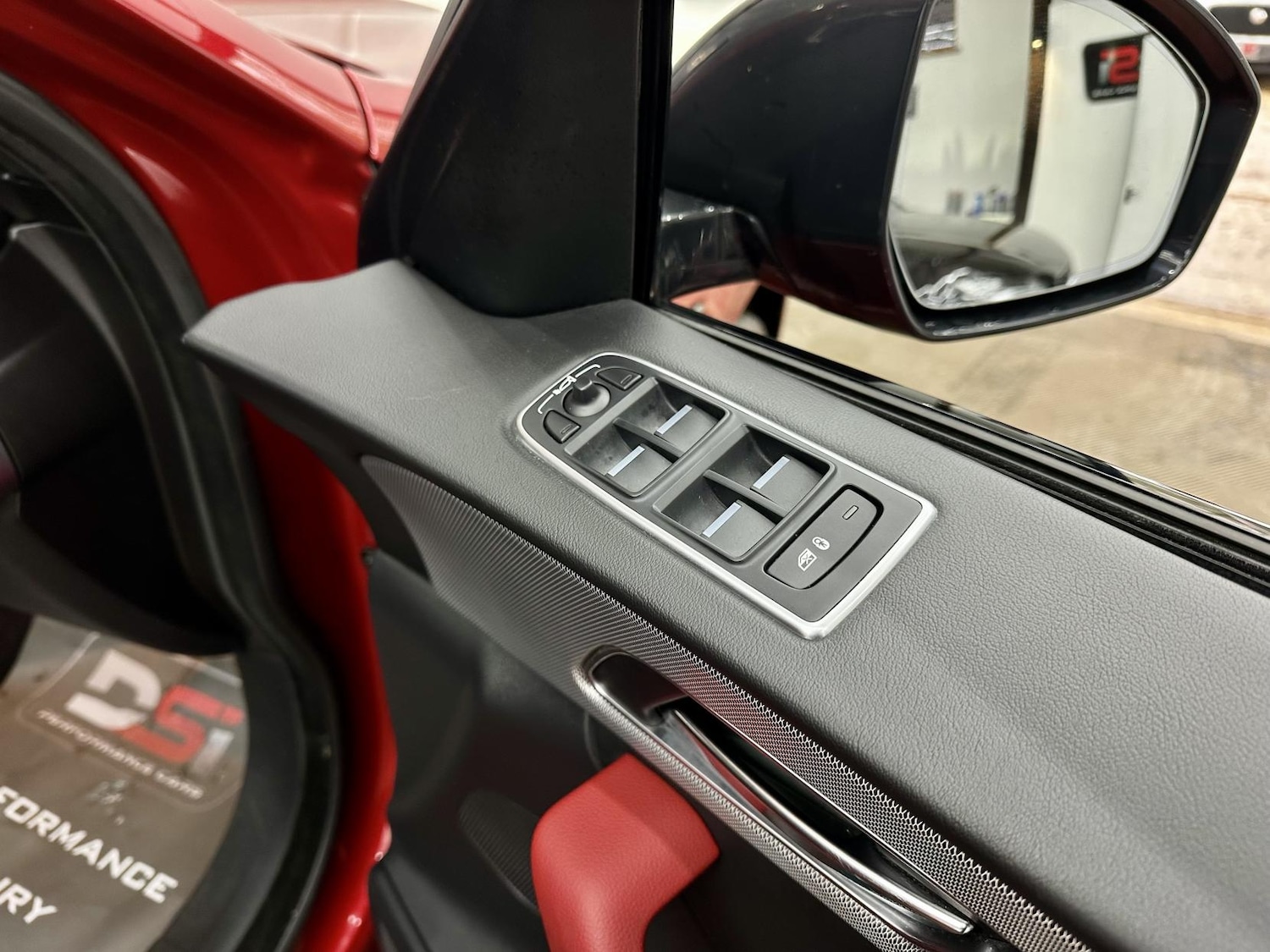 Used Jaguar F-Pace 2018 for sale - 77409915: Photo 24