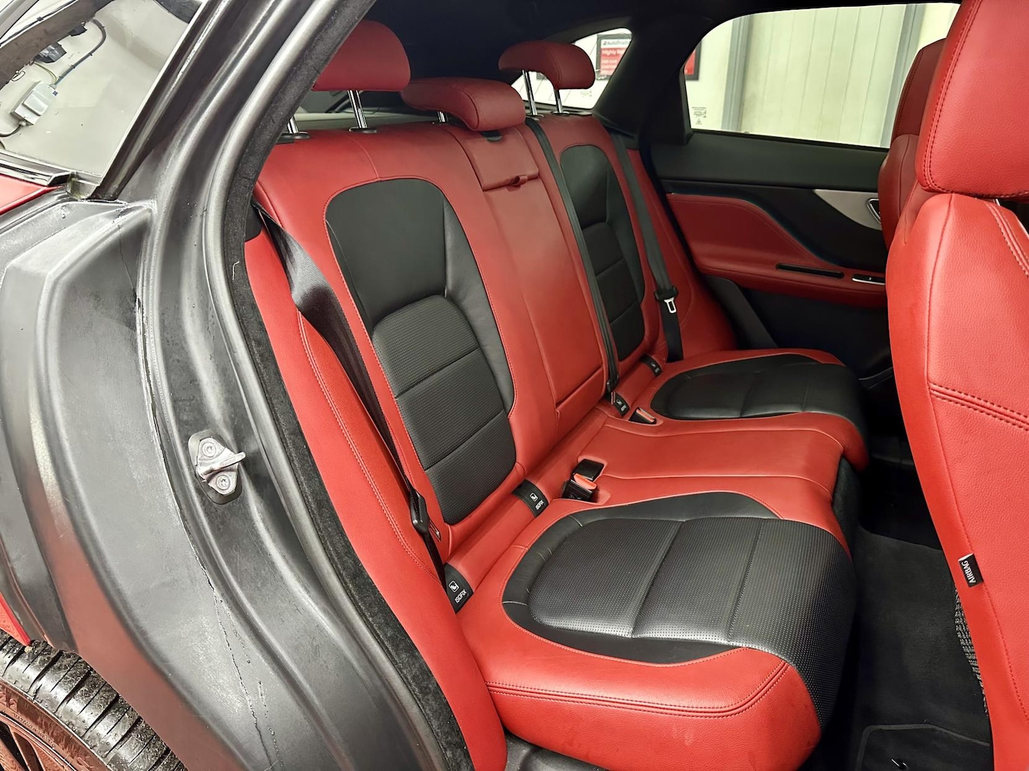 Used Jaguar F-Pace 2018 for sale - 77409915: Photo 28