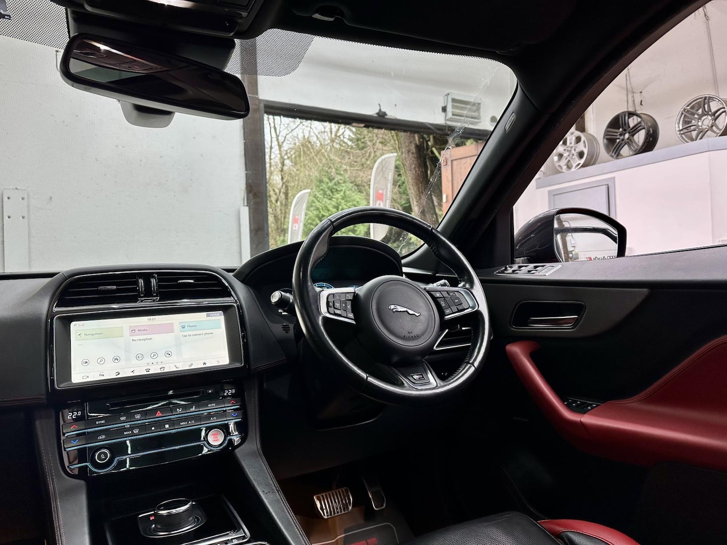 Used Jaguar F-Pace 2018 for sale - 77409915: Photo 31