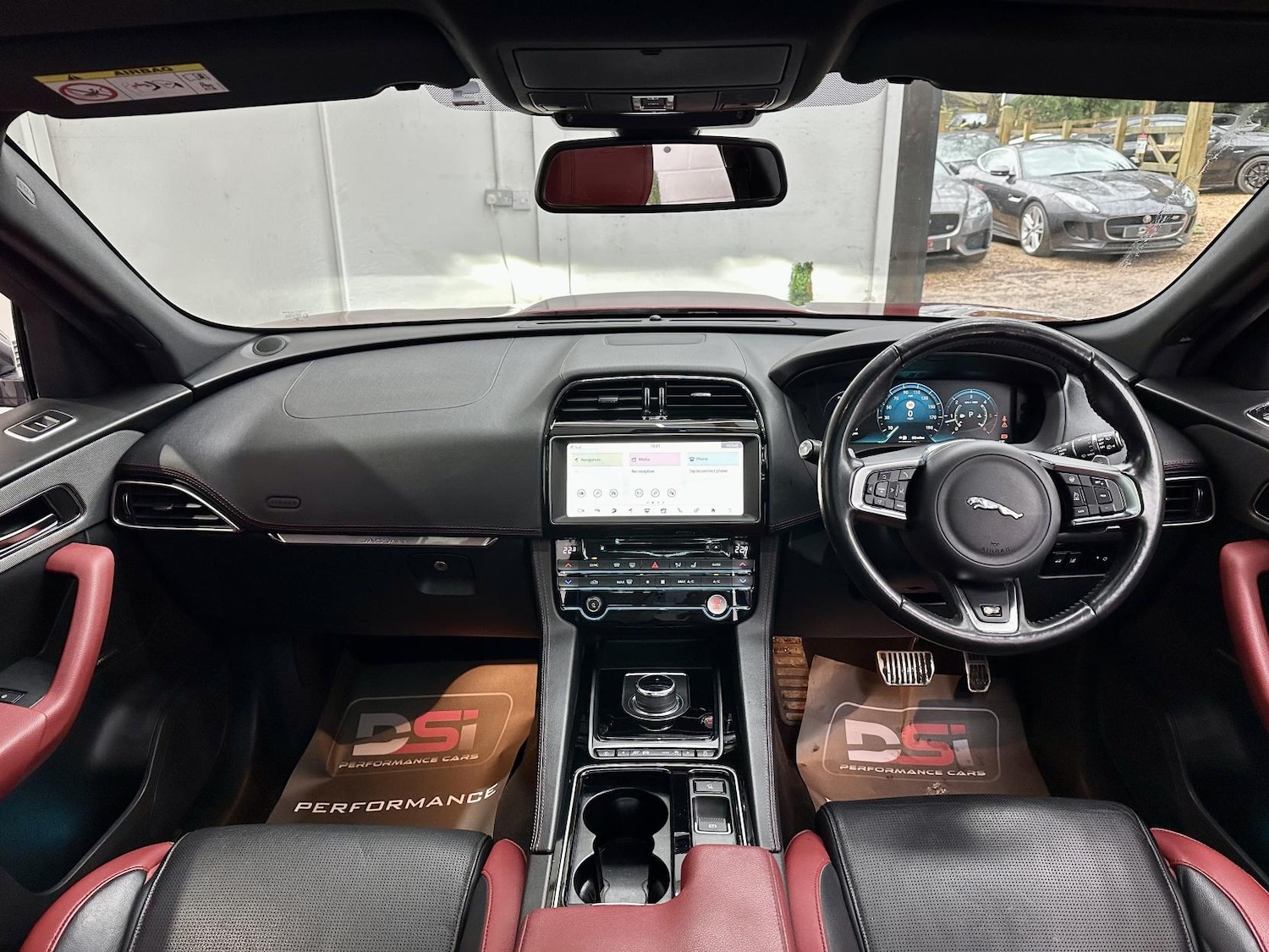 Used Jaguar F-Pace 2018 for sale - 77409915: Photo 32