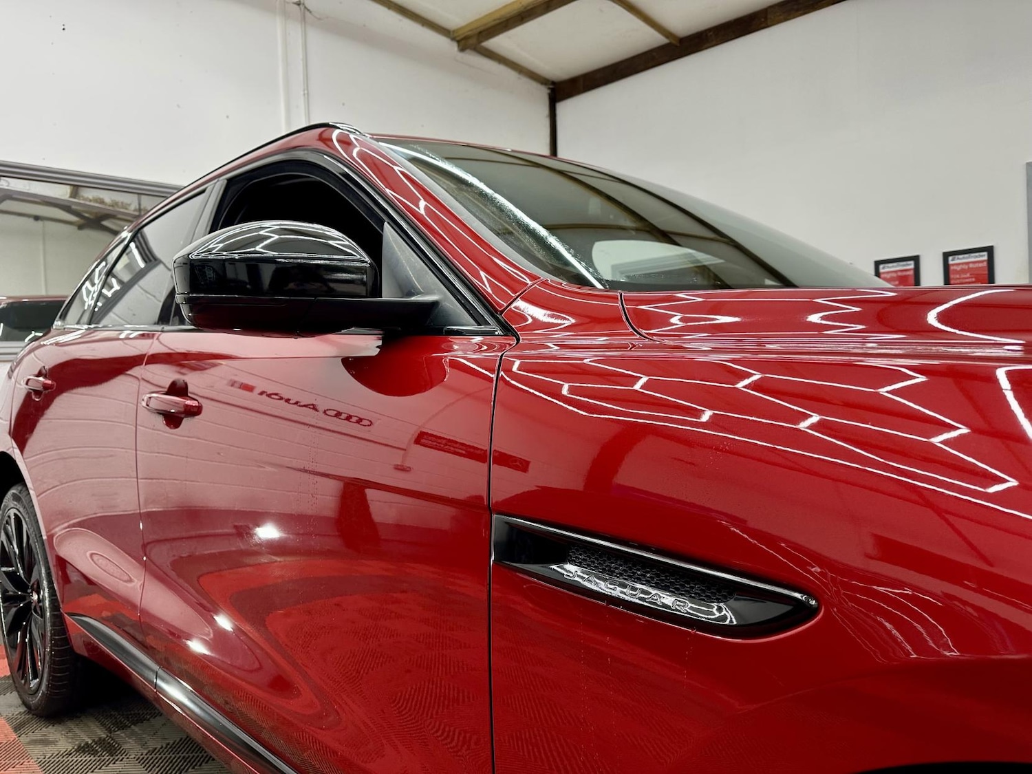 Used Jaguar F-Pace 2018 for sale - 77409915: Photo 4