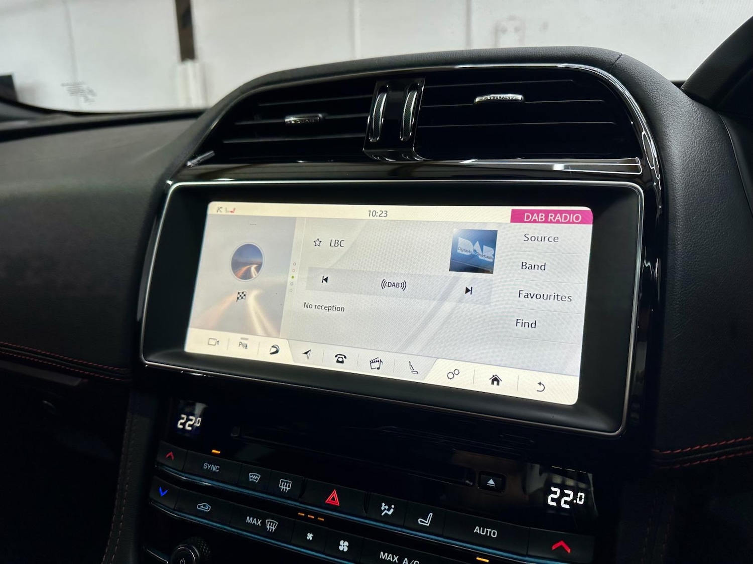 Used Jaguar F-Pace 2018 for sale - 77409915: Photo 45