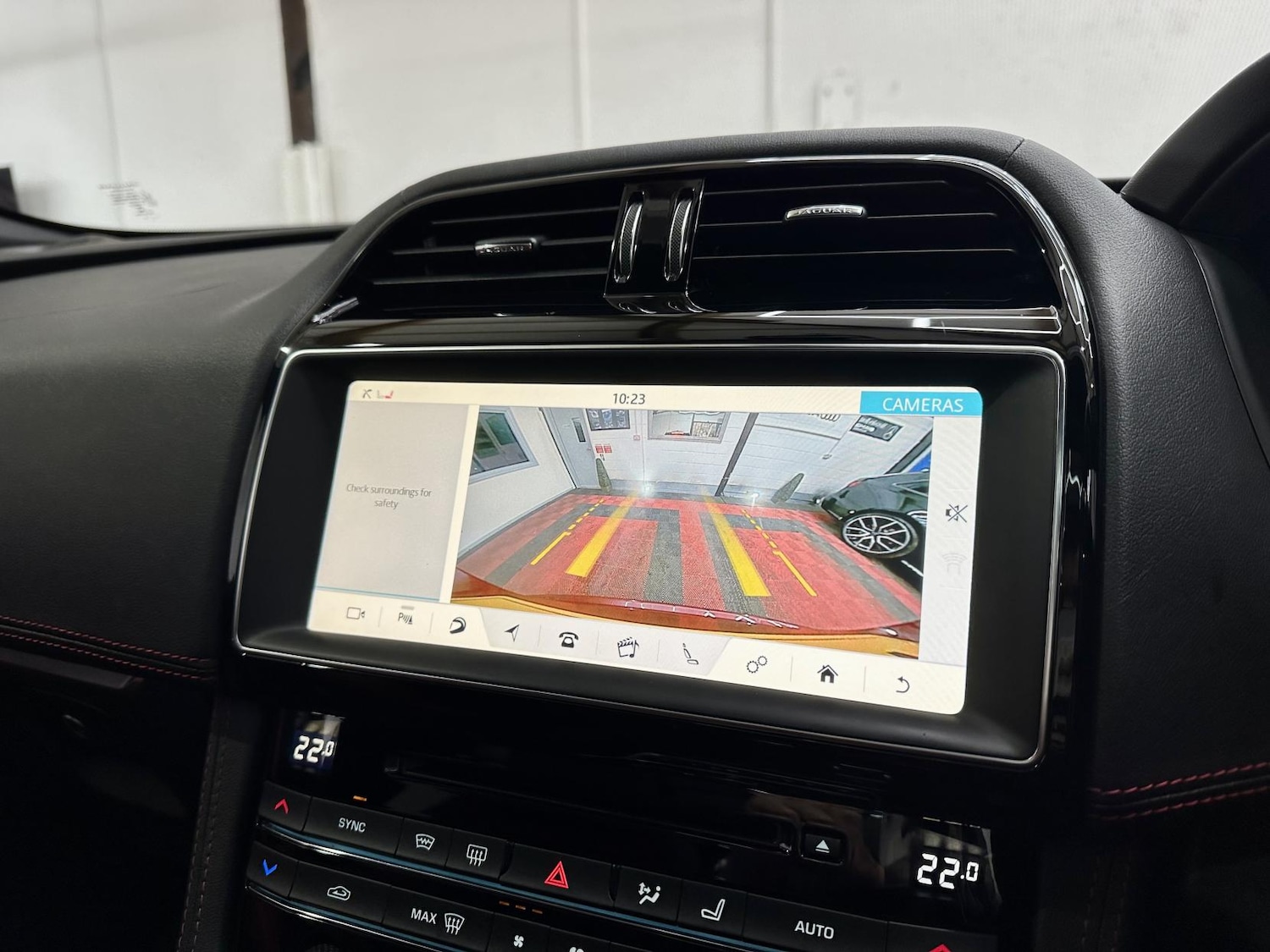 Used Jaguar F-Pace 2018 for sale - 77409915: Photo 47