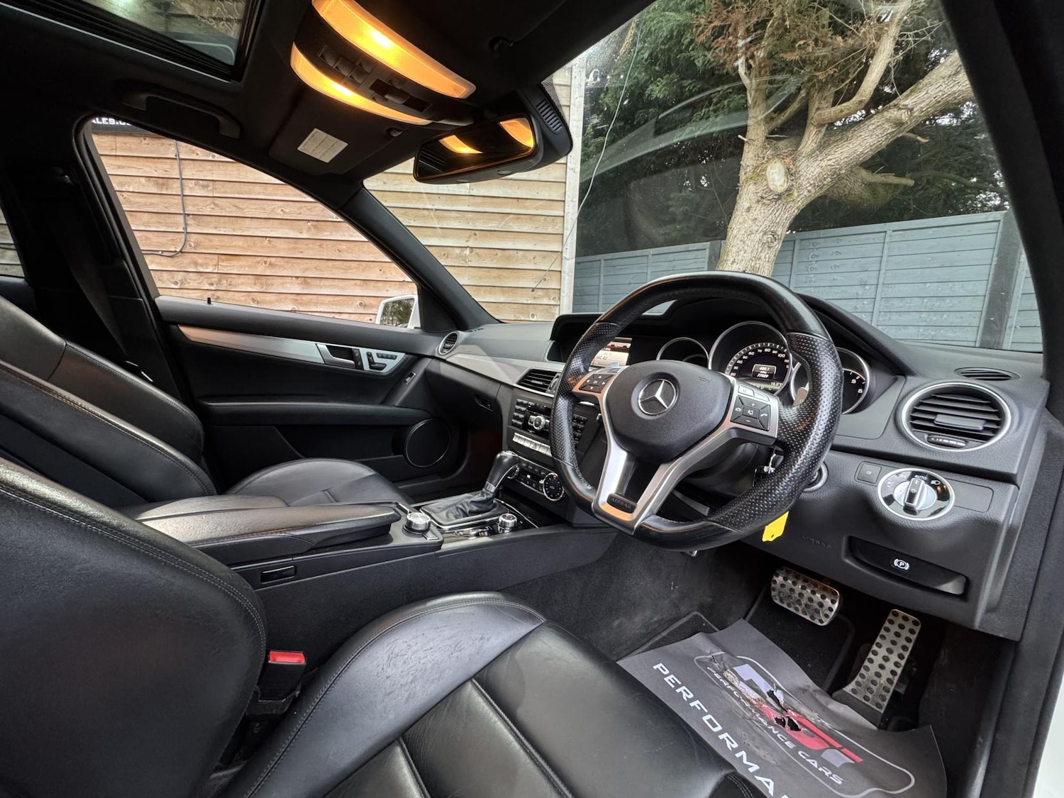 Used Mercedes-Benz C Class 2013 for sale - 76428646: Photo 15