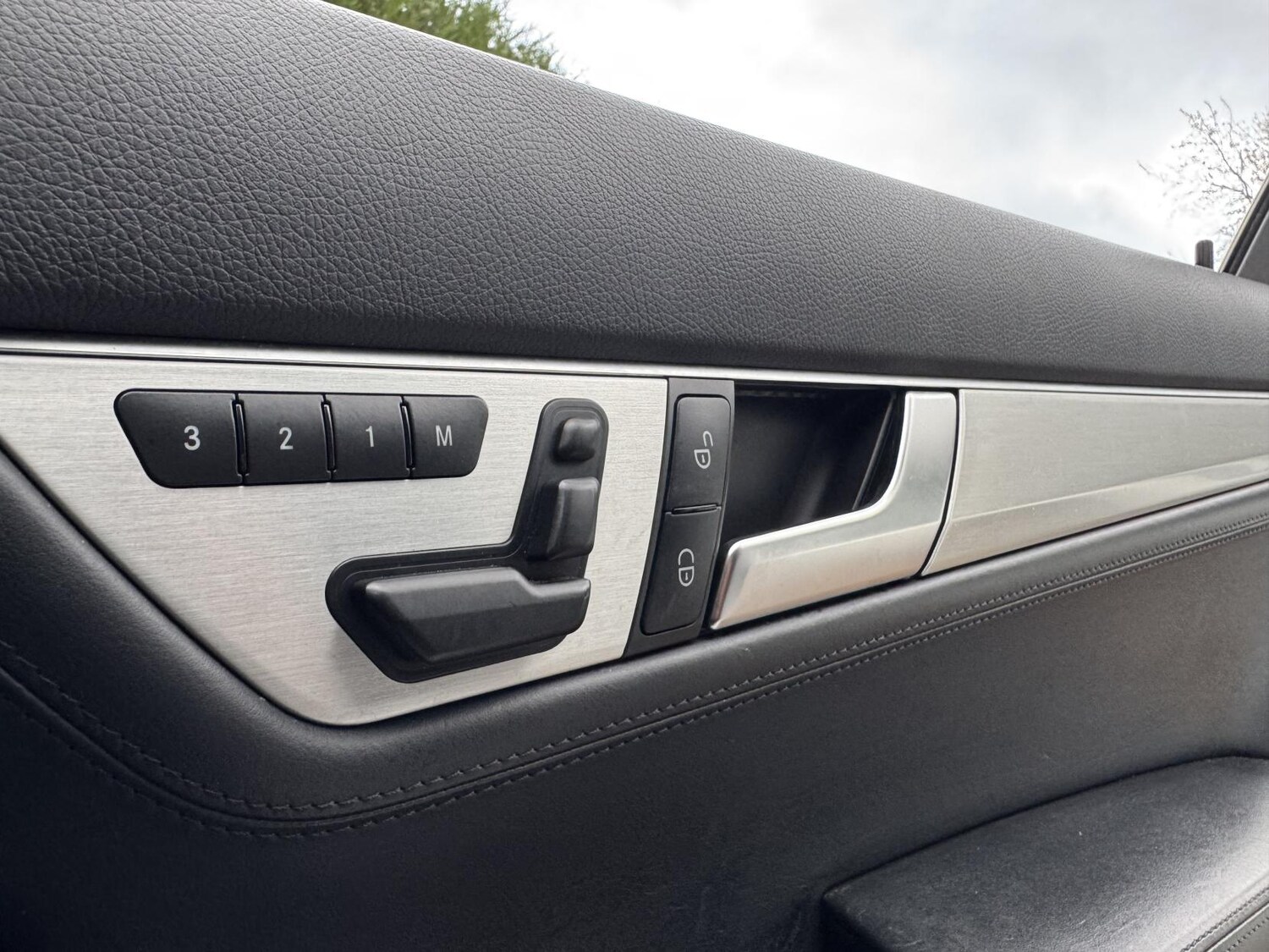 Used Mercedes-Benz C Class 2013 for sale - 76428646: Photo 29