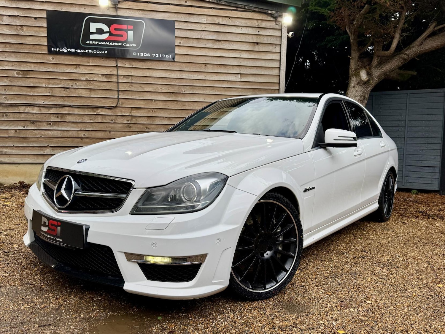 Used Mercedes-Benz C Class 2013 for sale - 76428646: Photo 3