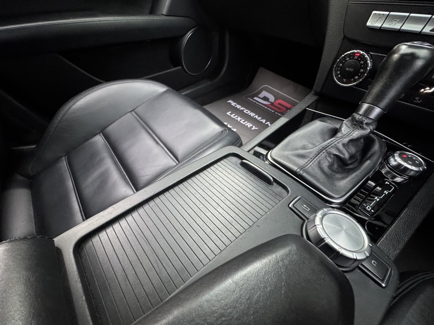 Used Mercedes-Benz C Class 2013 for sale - 76428646: Photo 35