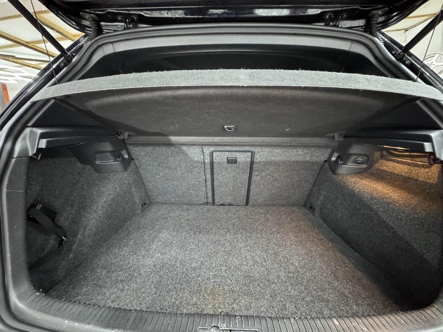 Used Volkswagen Golf 2010 for sale - 76908408: Photo 13