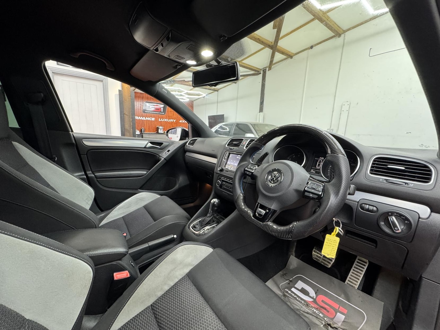 Used Volkswagen Golf 2010 for sale - 76908408: Photo 16