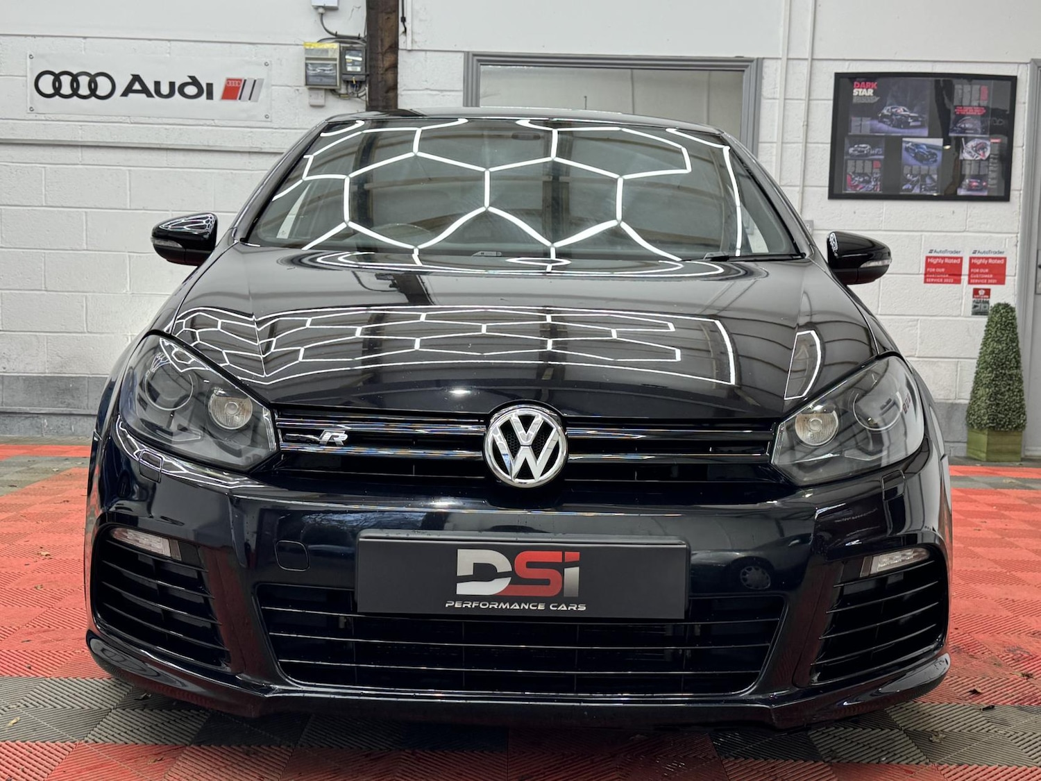 Used Volkswagen Golf 2010 for sale - 76908408: Photo 2