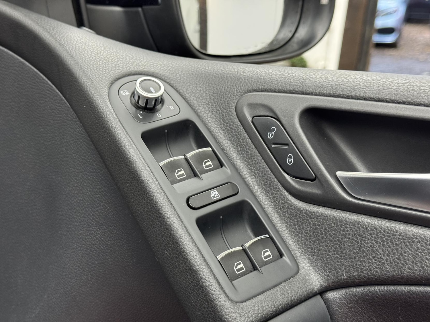 Used Volkswagen Golf 2010 for sale - 76908408: Photo 21