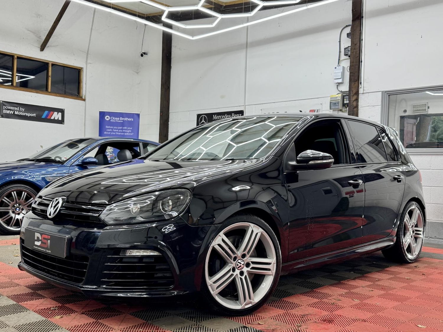 Used Volkswagen Golf 2010 for sale - 76908408: Photo 3