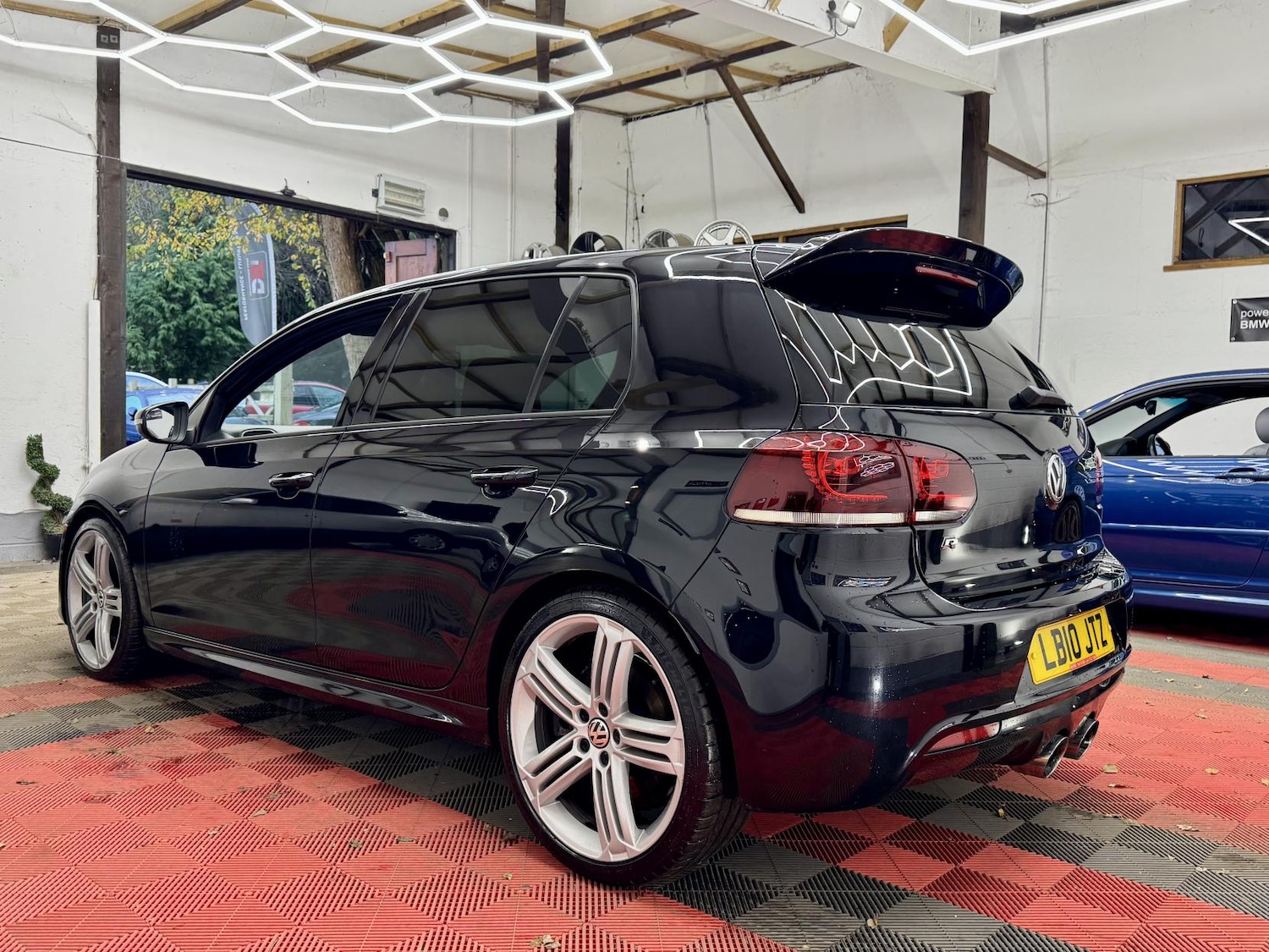 Used Volkswagen Golf 2010 for sale - 76908408: Photo 8