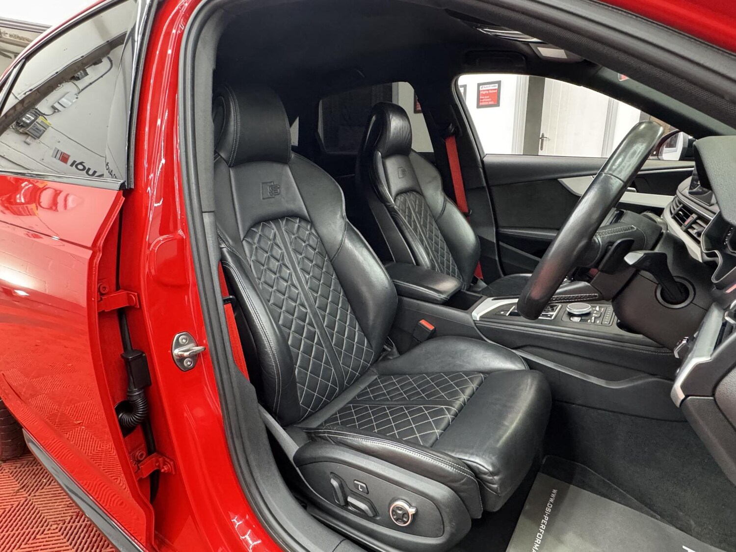 Used Audi A4 2017 for sale - 77672847: Photo 16