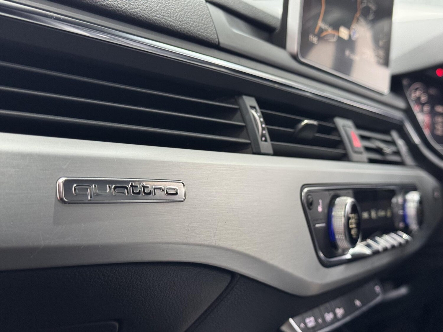 Used Audi A4 2017 for sale - 77672847: Photo 30