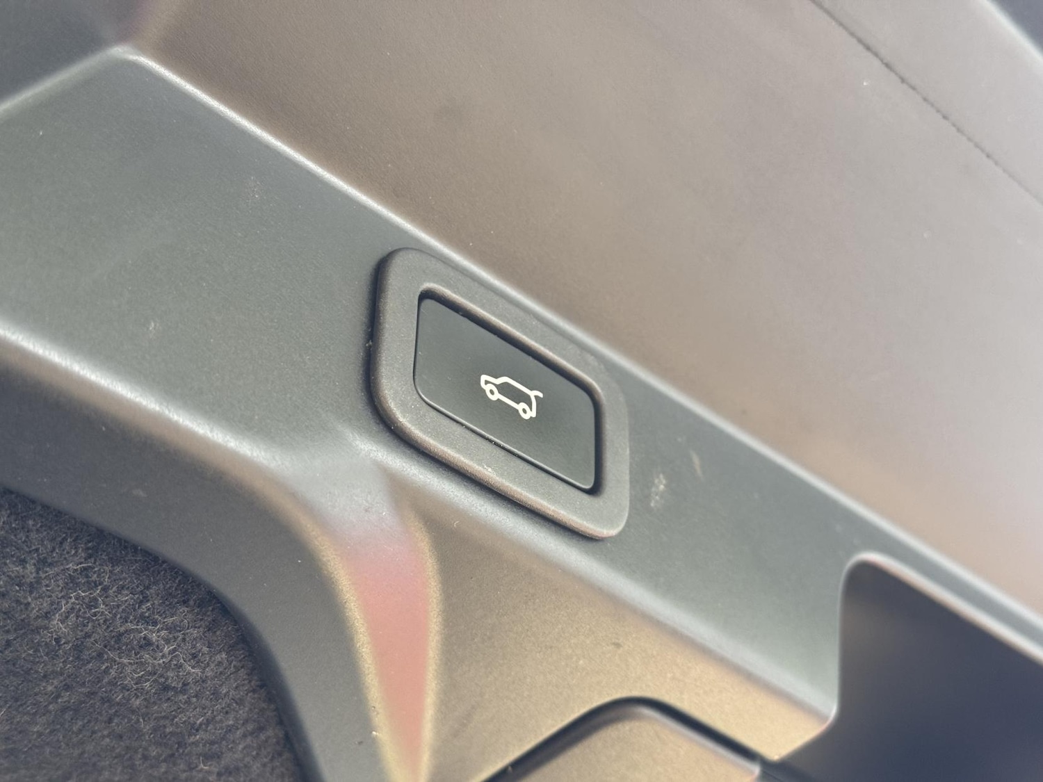 Used Land Rover Range Rover Sport 2018 for sale - 76273161: Photo 11