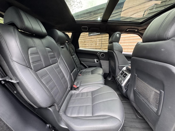Used Land Rover Range Rover Sport 2018 for sale - 76273161: Photo 17