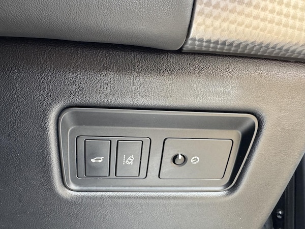 Used Land Rover Range Rover Sport 2018 for sale - 76273161: Photo 40