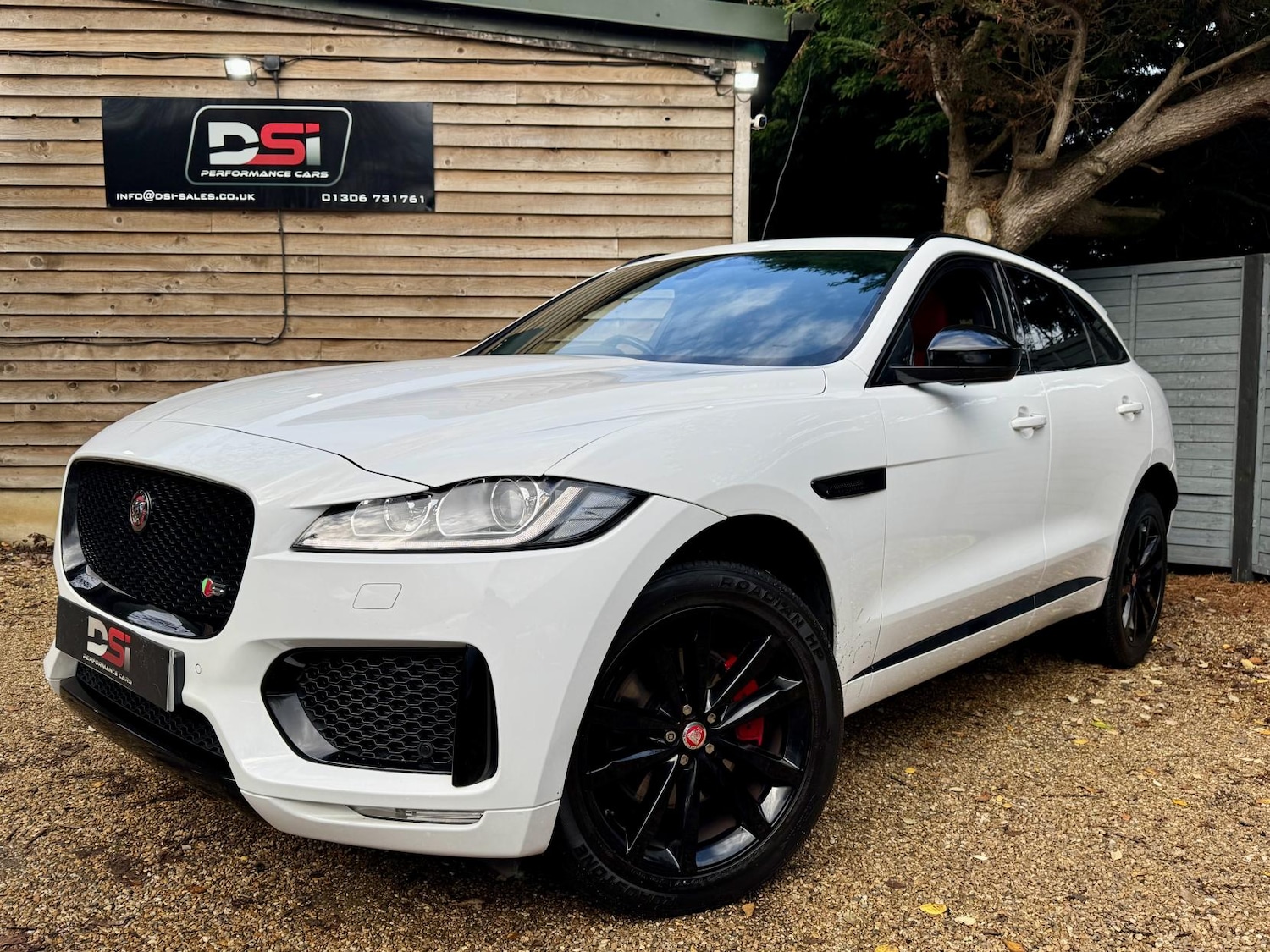 Used Jaguar F-Pace 2017 for sale - 76461666: Photo 3