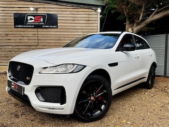 Used Jaguar F-Pace 2017 for sale - 76461666: Photo