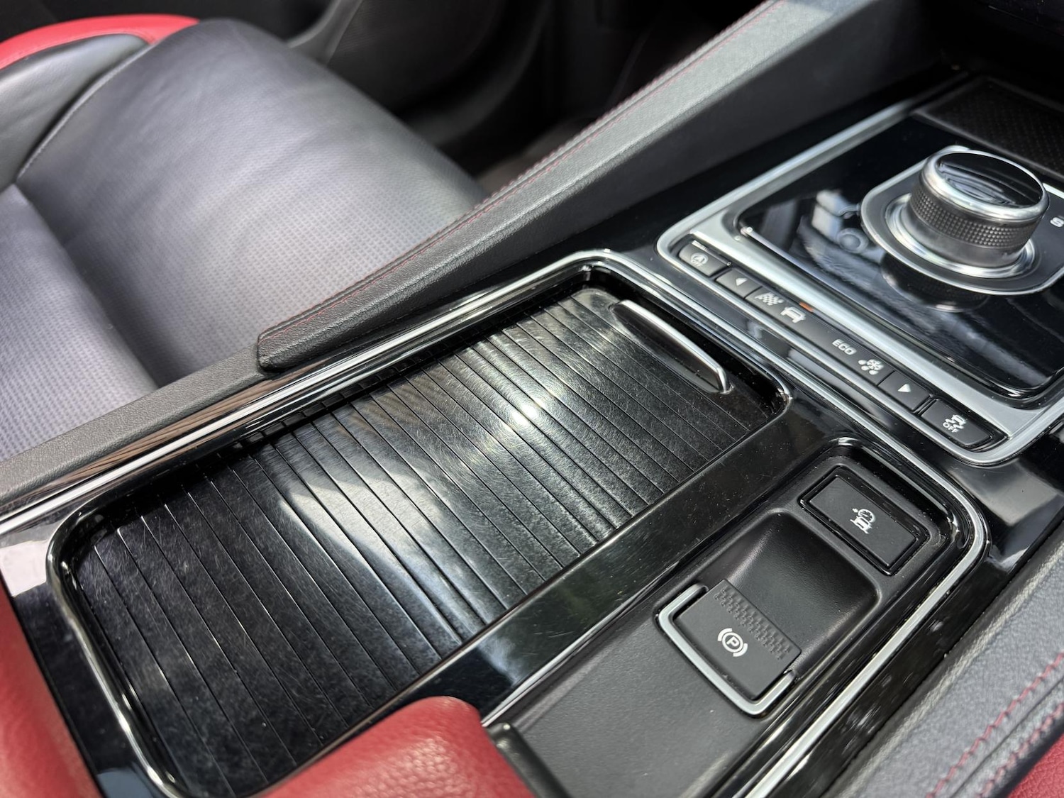 Used Jaguar F-Pace 2017 for sale - 76461666: Photo 43