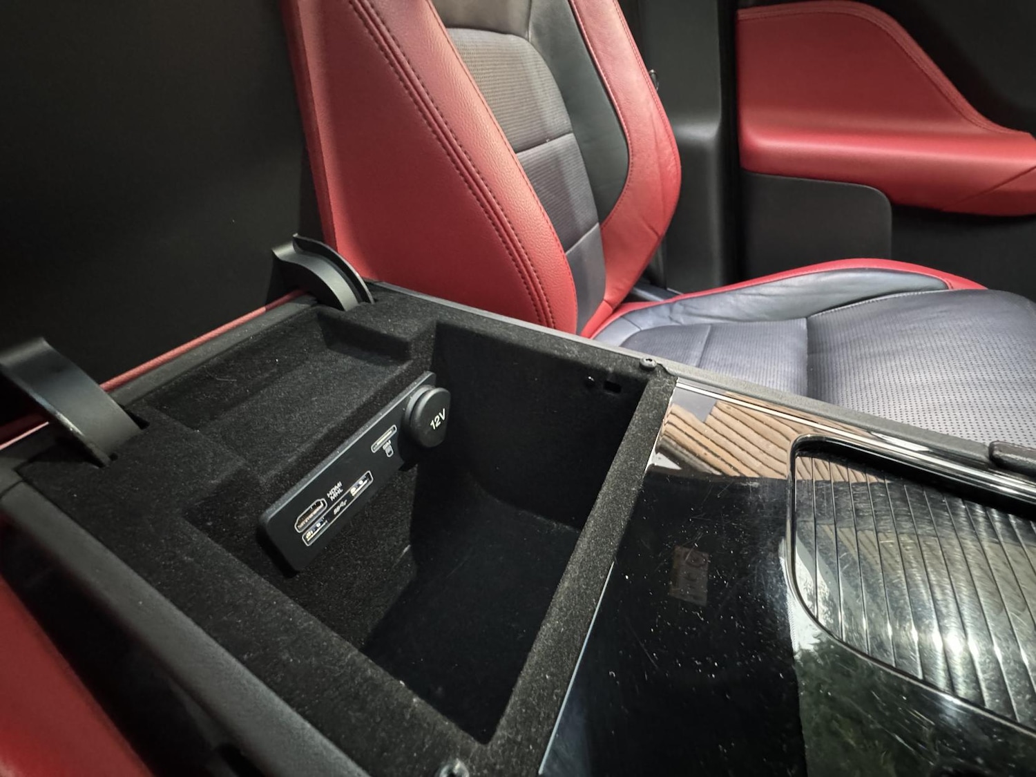 Used Jaguar F-Pace 2017 for sale - 76461666: Photo 48