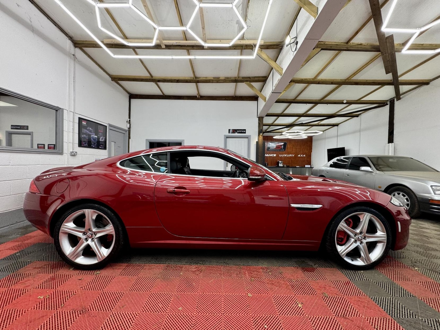 Used Jaguar XK 2013 for sale - 77005938: Photo 5