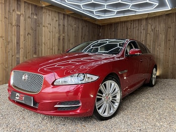 Used Jaguar XJ 2015 for sale - 79031943: Photo