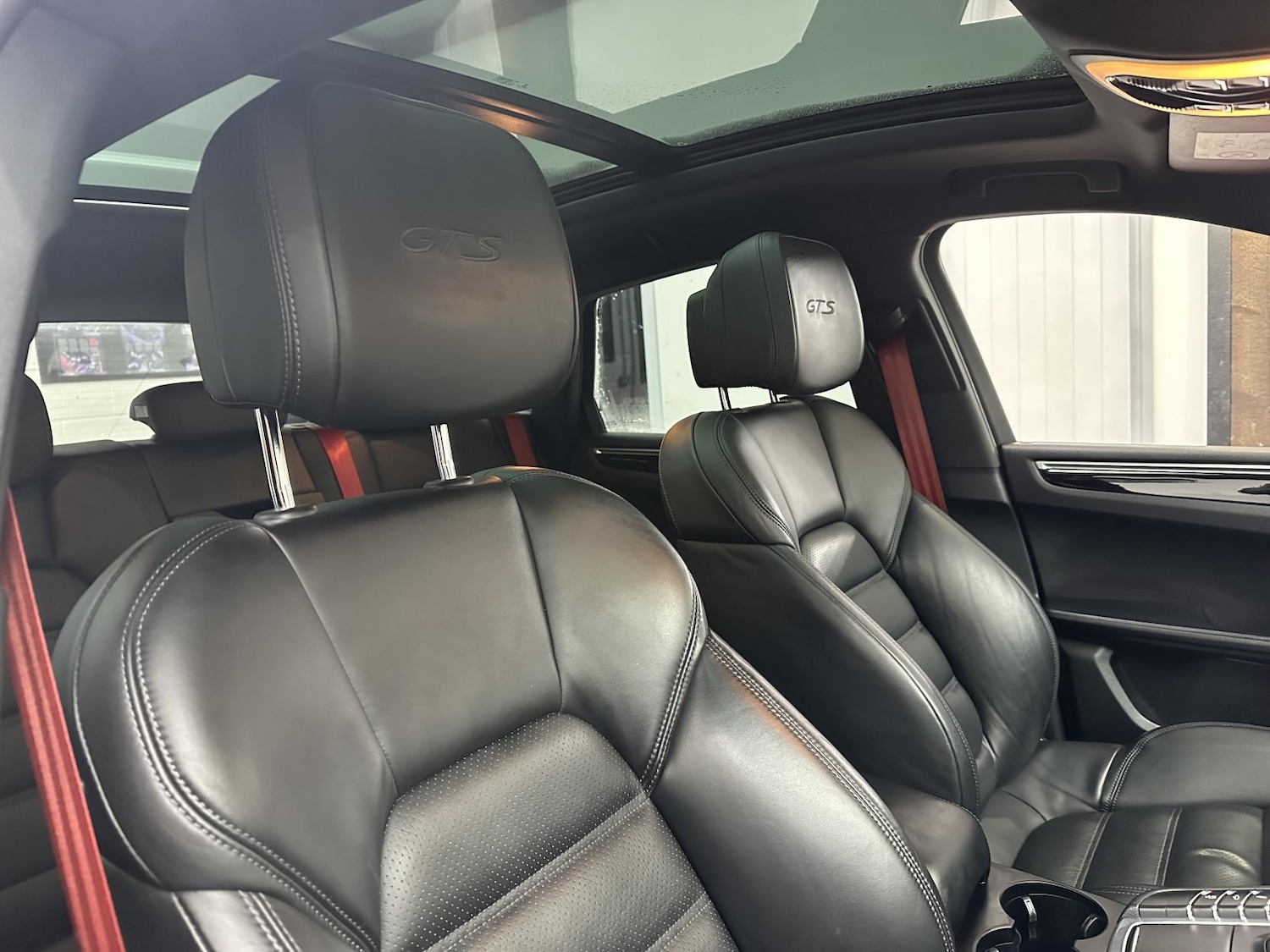 Used Porsche Macan 2017 for sale - 77237262: Photo 22