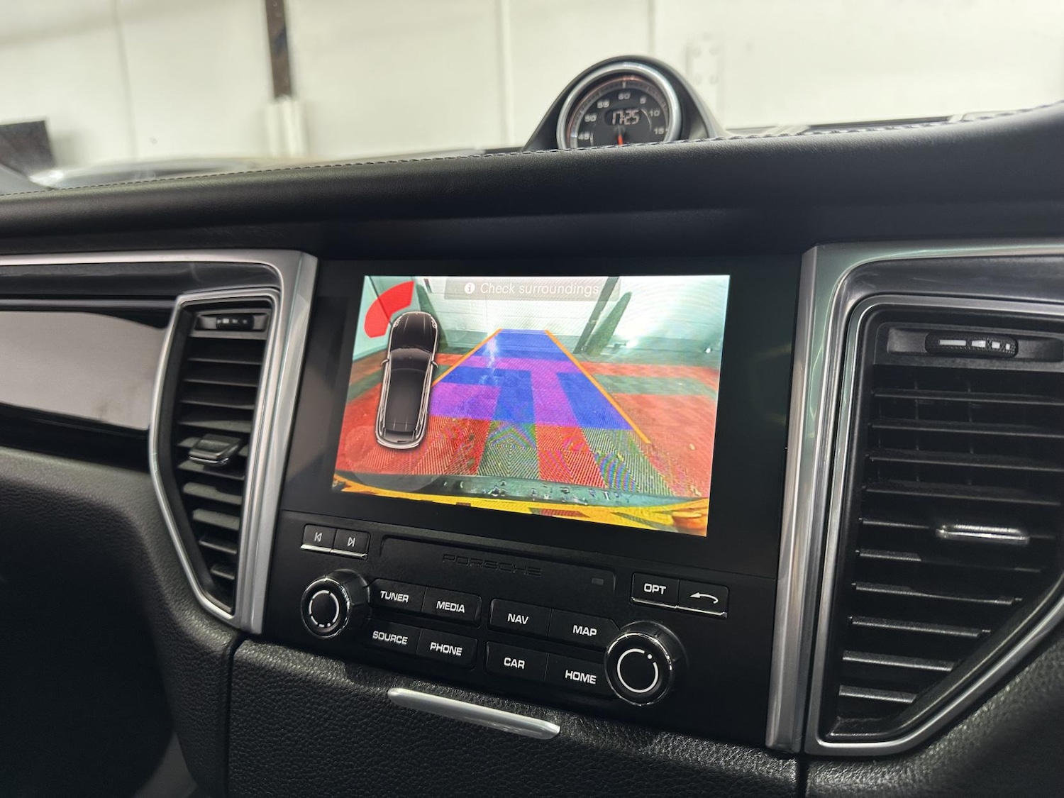 Used Porsche Macan 2017 for sale - 77237262: Photo 36