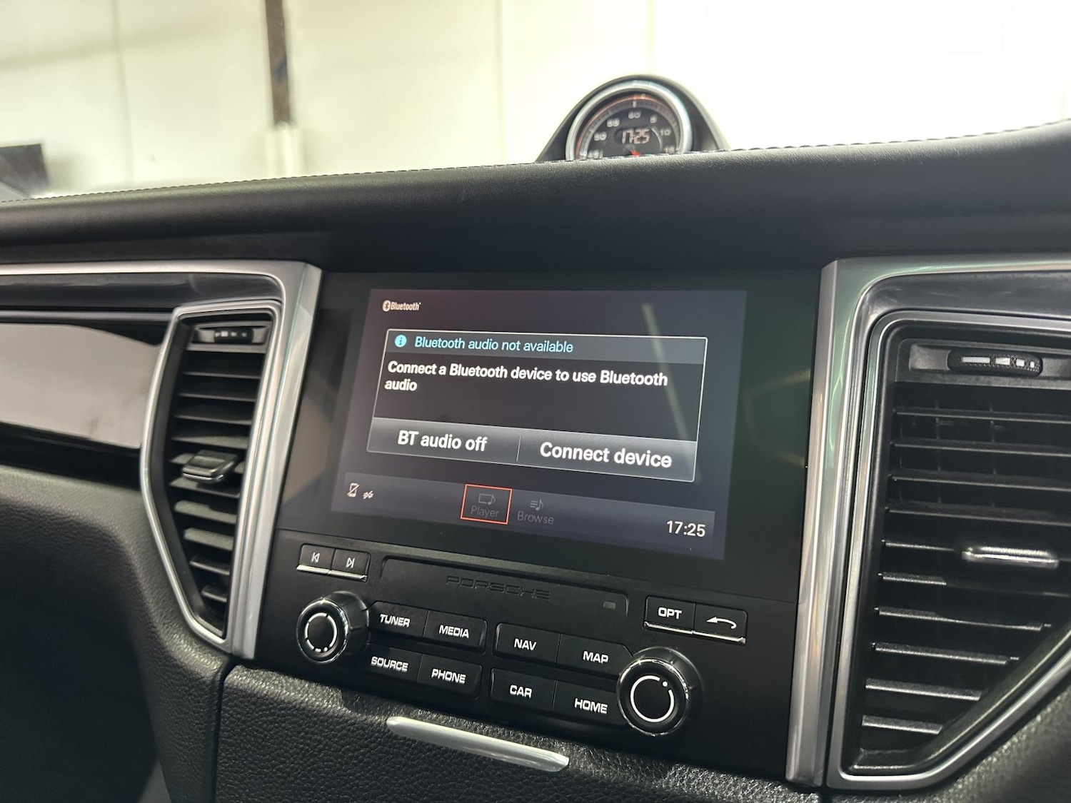 Used Porsche Macan 2017 for sale - 77237262: Photo 38