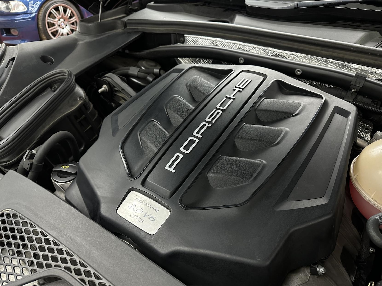 Used Porsche Macan 2017 for sale - 77237262: Photo 50