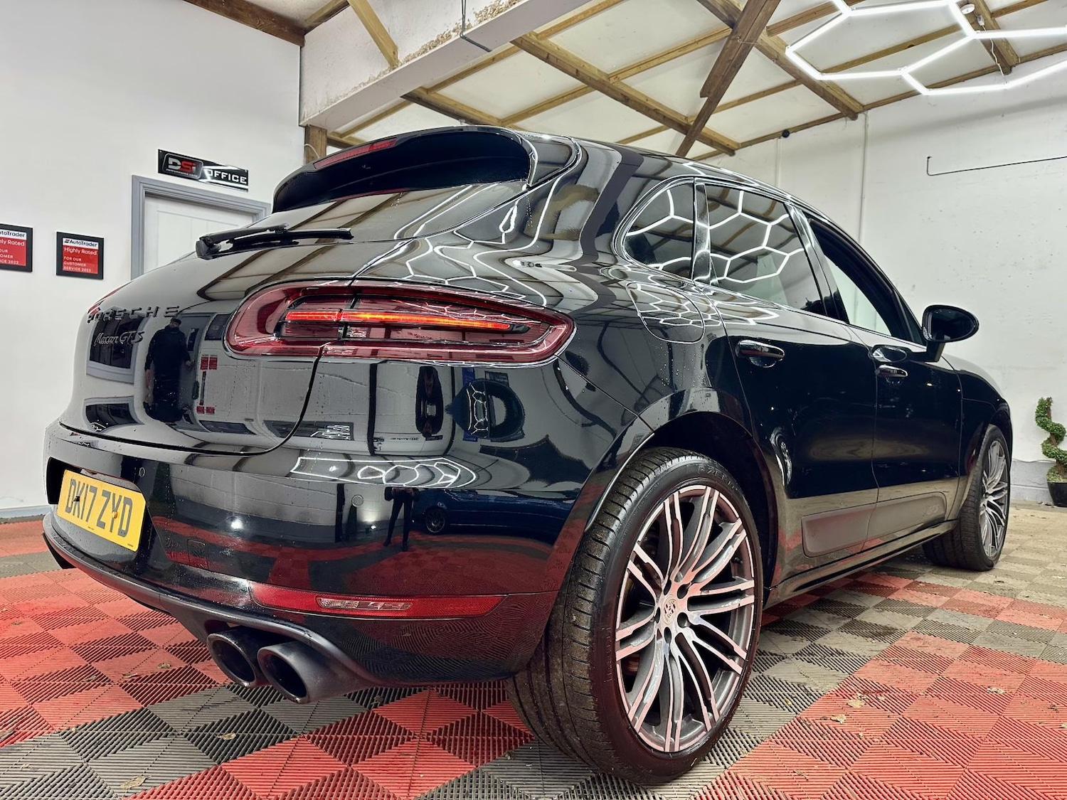 Used Porsche Macan 2017 for sale - 77237262: Photo 9