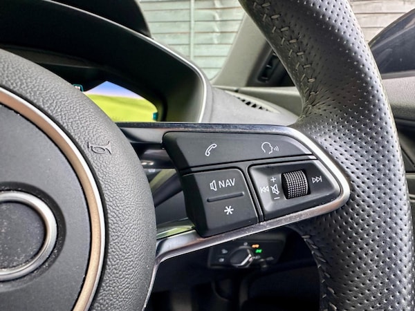 Used Audi TT 2017 for sale - 76273154: Photo 21