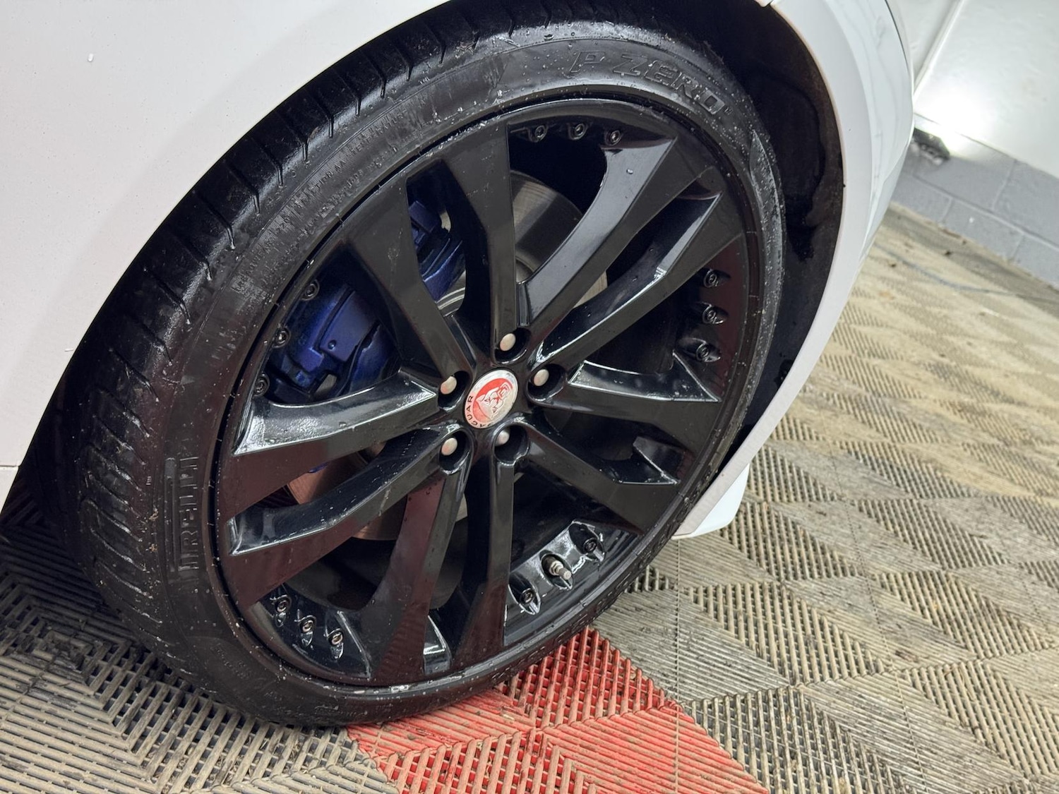 Used Jaguar F-Type 2015 for sale - 77189604: Photo 12