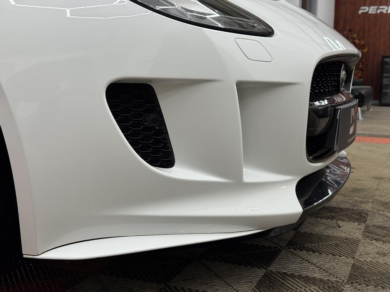 Used Jaguar F-Type 2015 for sale - 77189604: Photo 20