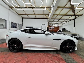 Used Jaguar F-Type 2015 for sale - 77189604: Photo