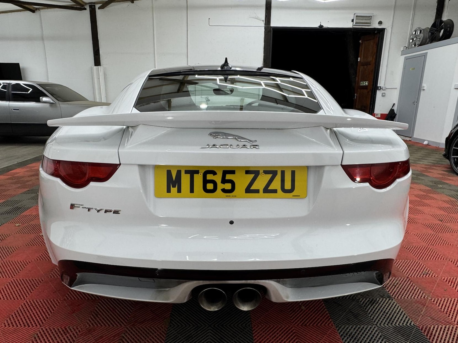 Used Jaguar F-Type 2015 for sale - 77189604: Photo 7